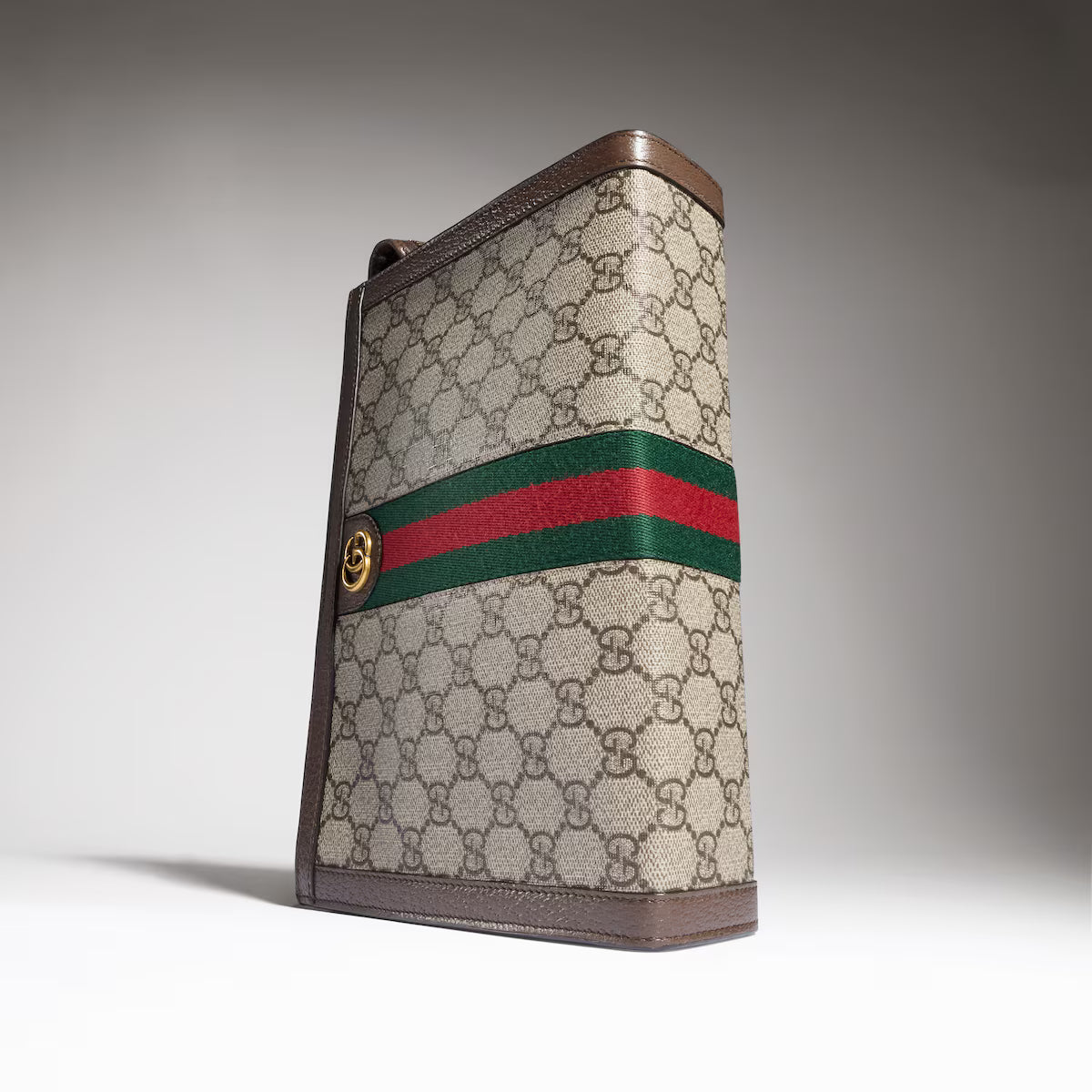Gucci Ophidia Medium Pouch with green and red Web stripe - detail view | MOAH