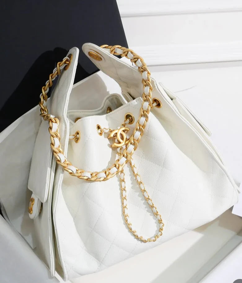 Chanel Quilted 25 Handbag Medium in Black - image 9 | MOAH
