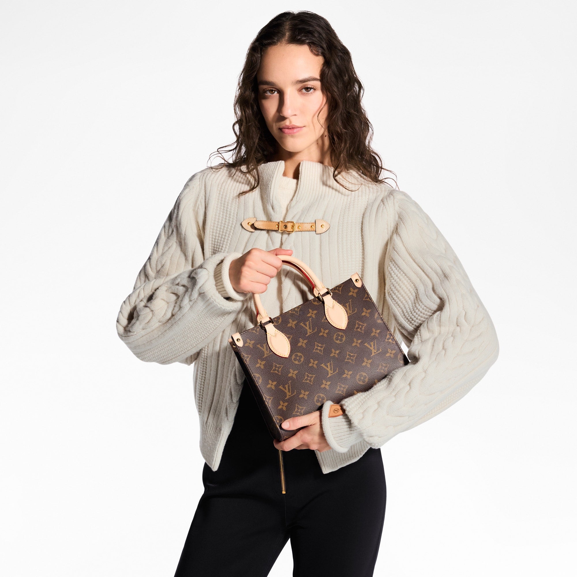 Louis Vuitton OnTheGo PM Mon Monogram - Image 1