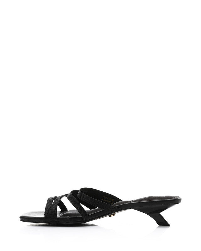 Toecap Mid Heel Slipper