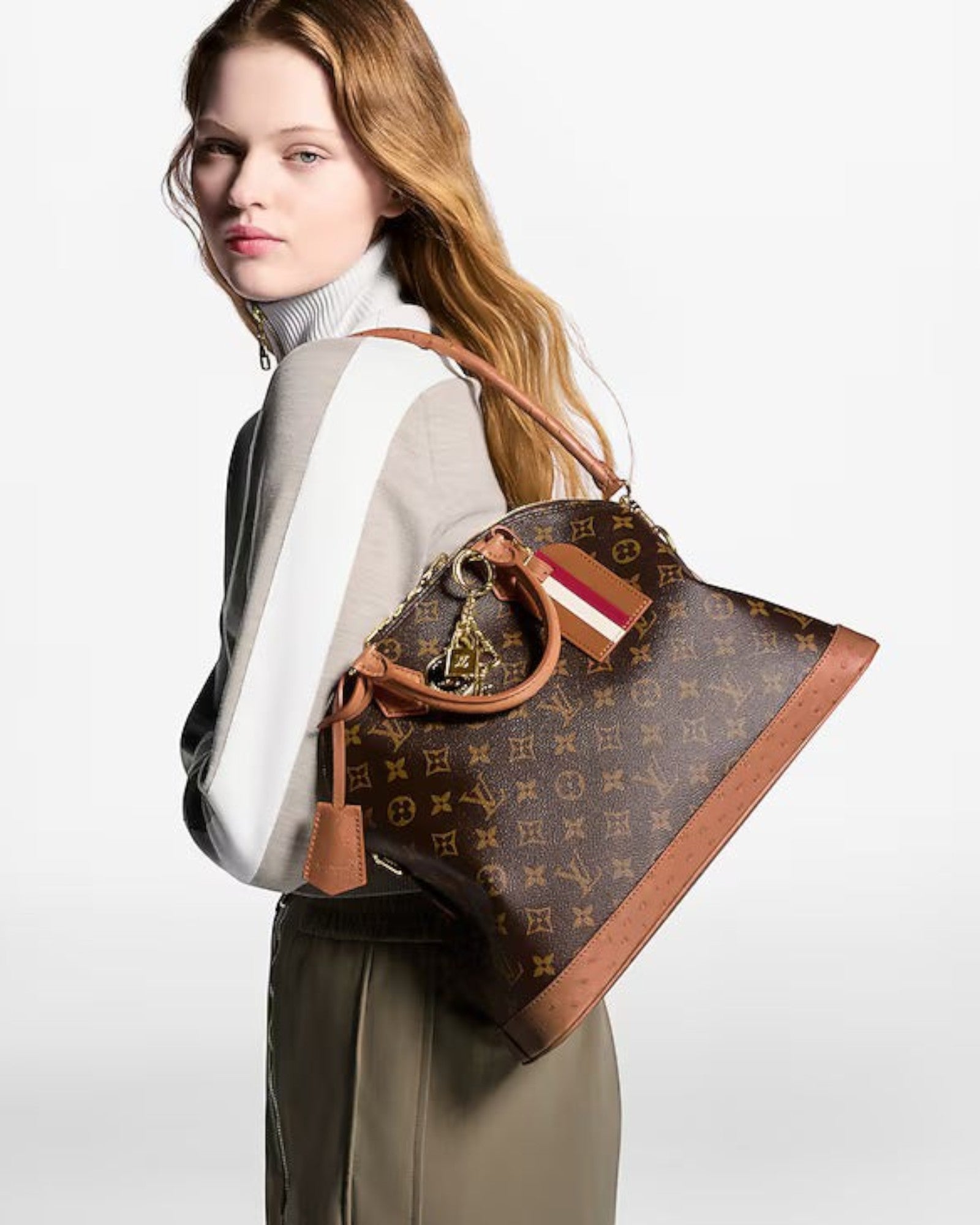 Louis Vuitton Alma MM Soft Celebration - Monogram view 3