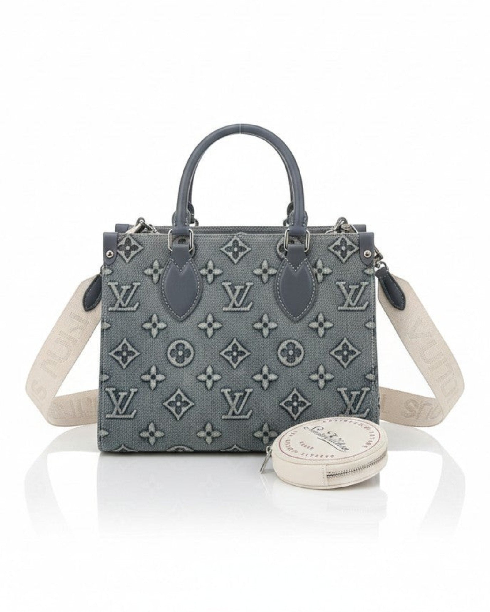 Louis Vuitton OnTheGo PM – Denim with Coin Pouch in Blue - image 3 | MOAH