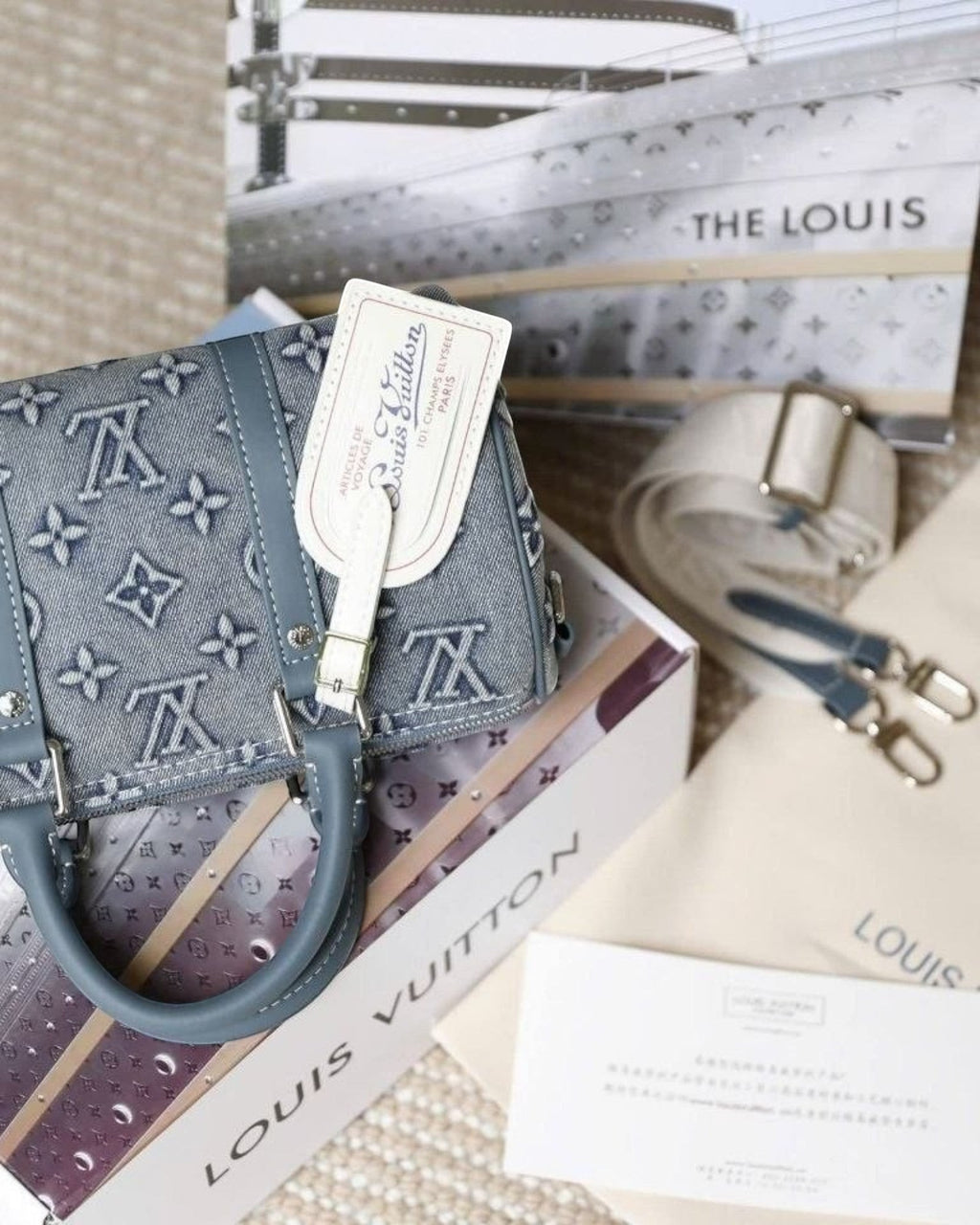 Louis Vuitton Speedy Bandoulière Denim 25 in Blue - image 5 | MOAH
