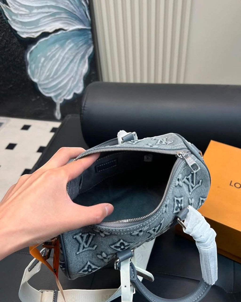 Louis Vuitton Speedy Bandoulière Denim 25 in Blue - image 10 | MOAH