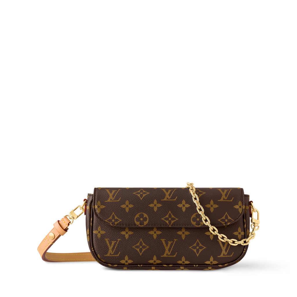 Louis Vuitton Wallet On Chain Ivy front view